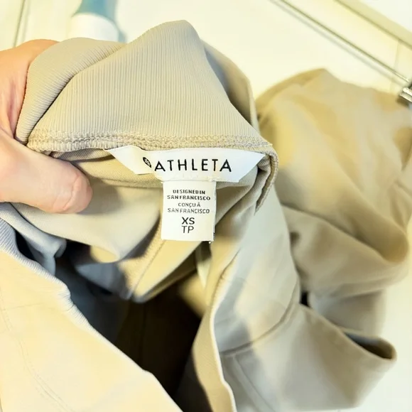 Athleta Venice High Rise Wide leg Cargo Pant XS Feather - Picture 6 of 8